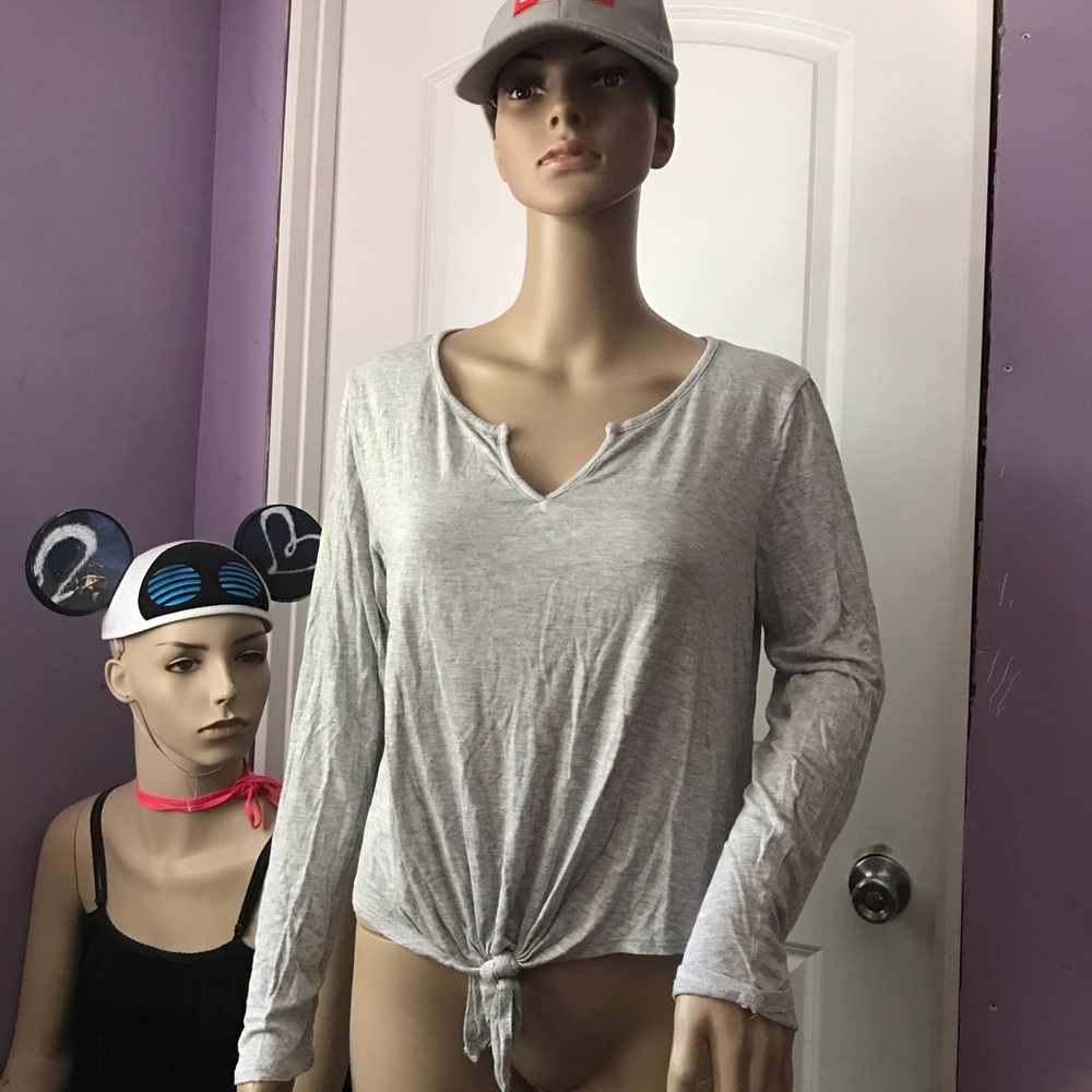 Tresics Gray Top